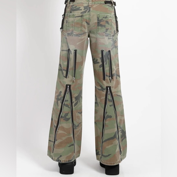 tripp NYC camo print flare pants - Picture 3 of 3